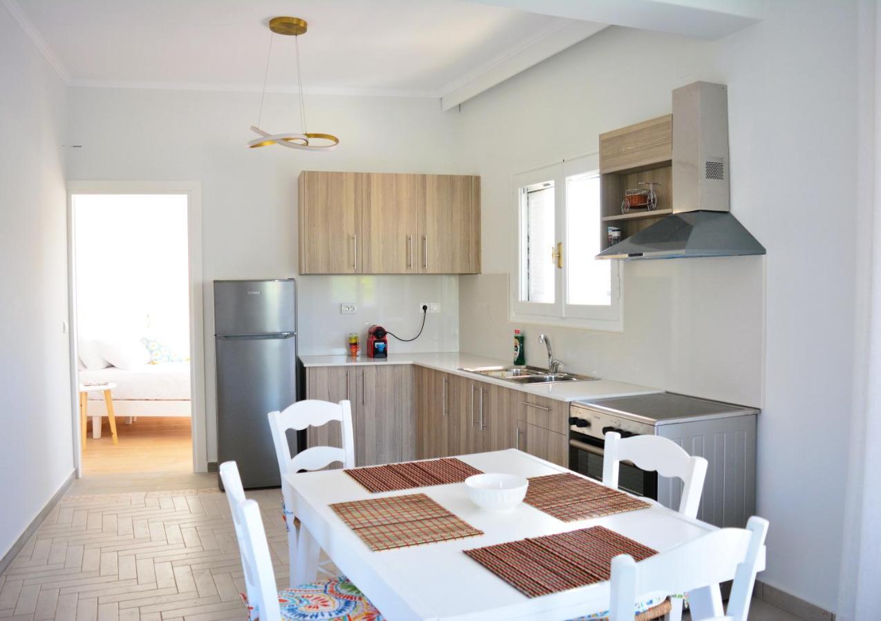 Tarmaros Apartments Sissi  Bagian luar foto